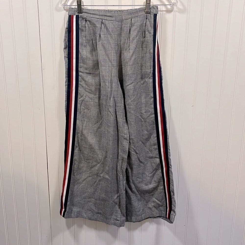 Treasure & Bond checkered side stripe wide leg pants